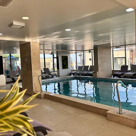 Onda Marina - Pool & דירה Năvodari