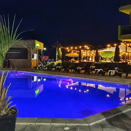 Apartment Onda Marina - Pool & Navodari